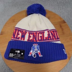 New Era New England Patriots Historic Logo Pom-Pom Knit Winter Hat